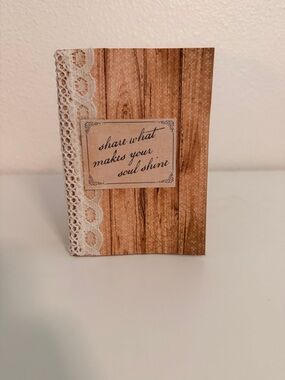 Wood-Pattern Lace Notebook - Share What Makes Your Soul Shine (Brown)